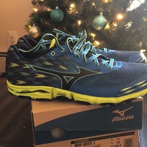 Mizuno wave hayate running shoe
